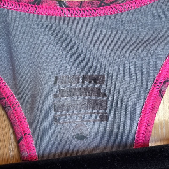 pink nike PRO racer back sports bra - Picture 3 of 5